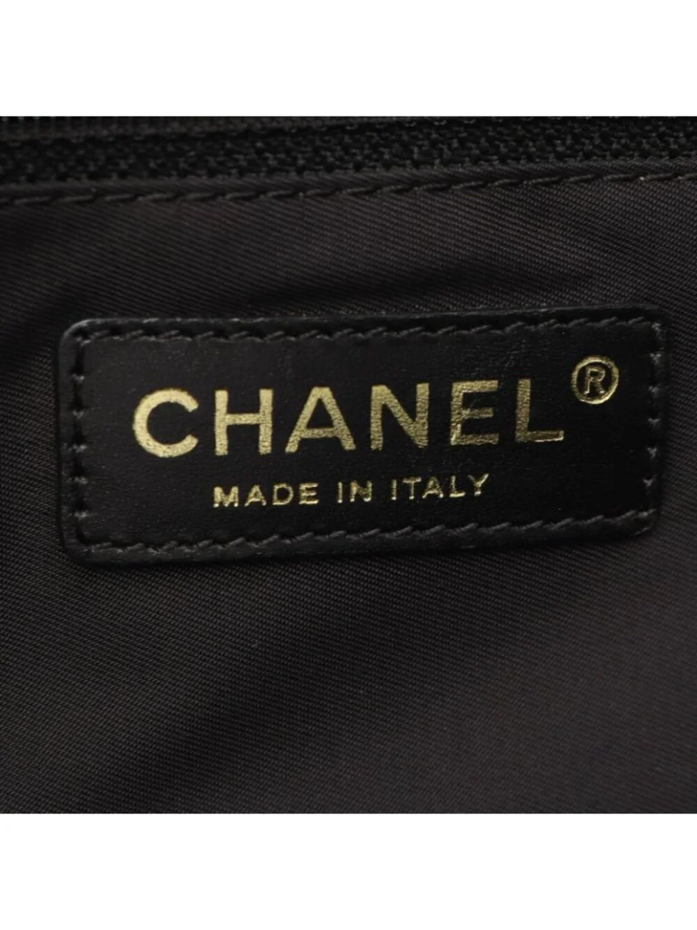 Chanel Tote Bag New Travel Line MM Black Leather MM